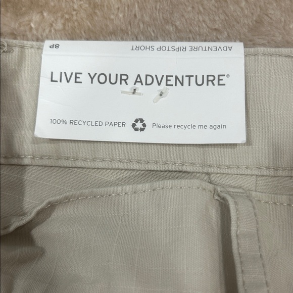 Eddie Bauer Adventure Ripstop Shorts Womens sz  8P Beige Hiking Outdoor new walk - Picture 6 of 16